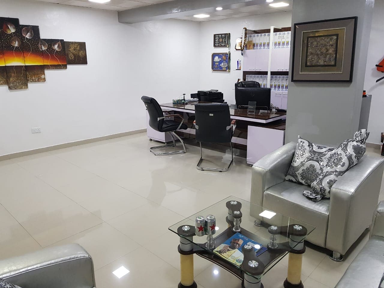 Andora Best headquarters